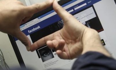 Facebook  alteró las noticias de 689.003 usuarios durante una semana para ver sus reacciones